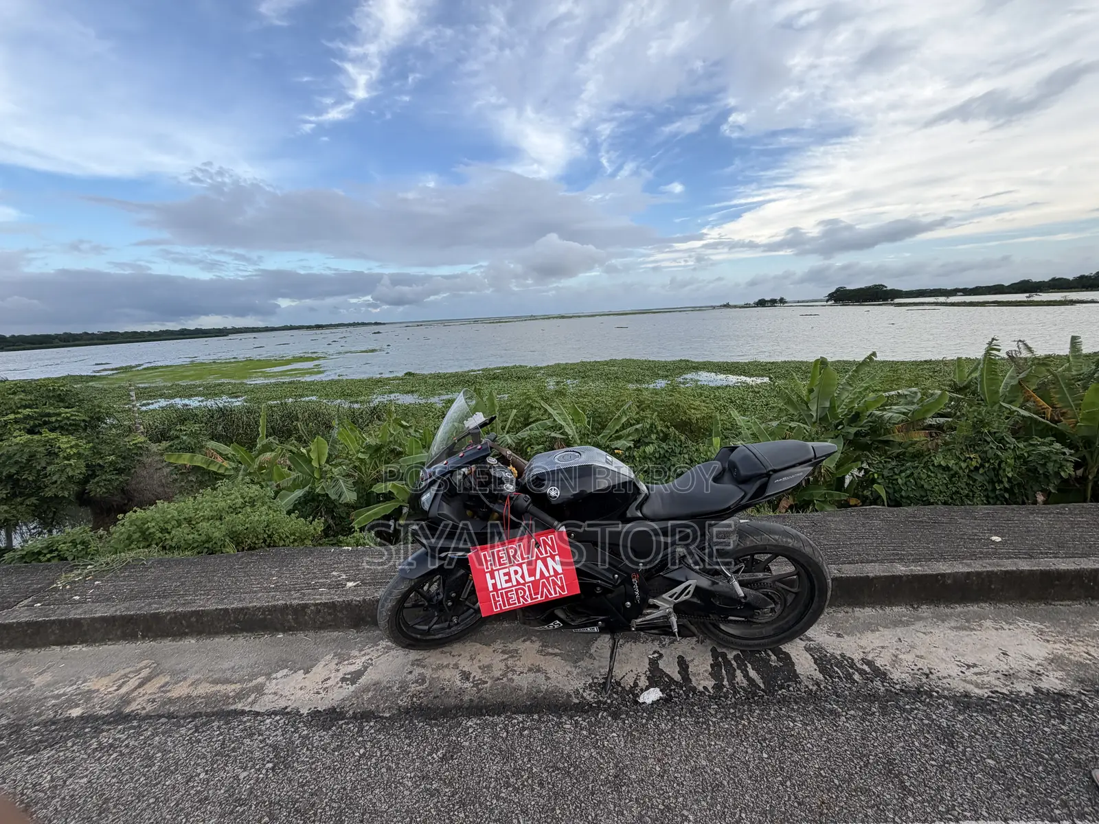 Yamaha R15M 2023 Black