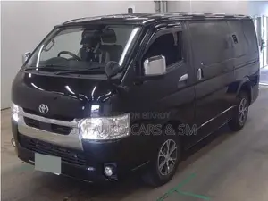 Toyota HiAce 2021 Black