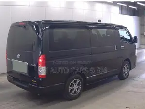 Toyota HiAce 2021 Black