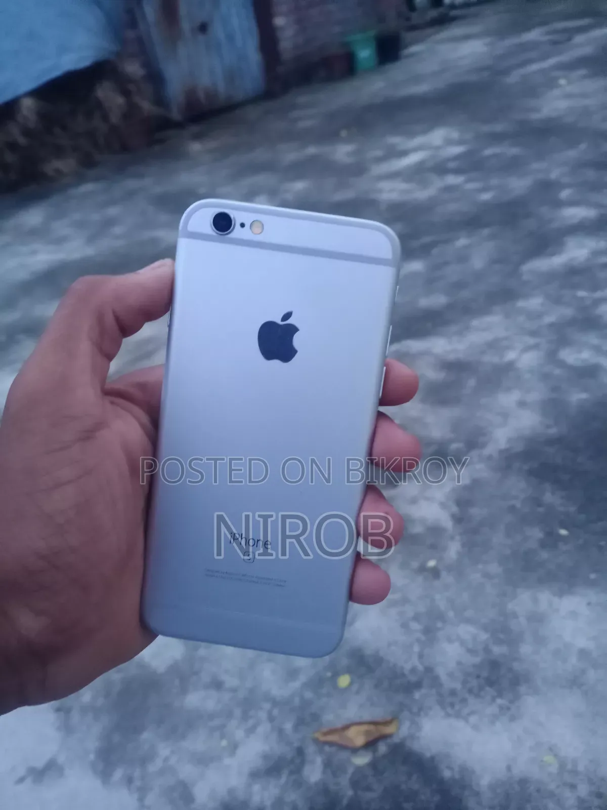 Apple iPhone 6s 64 GB White
