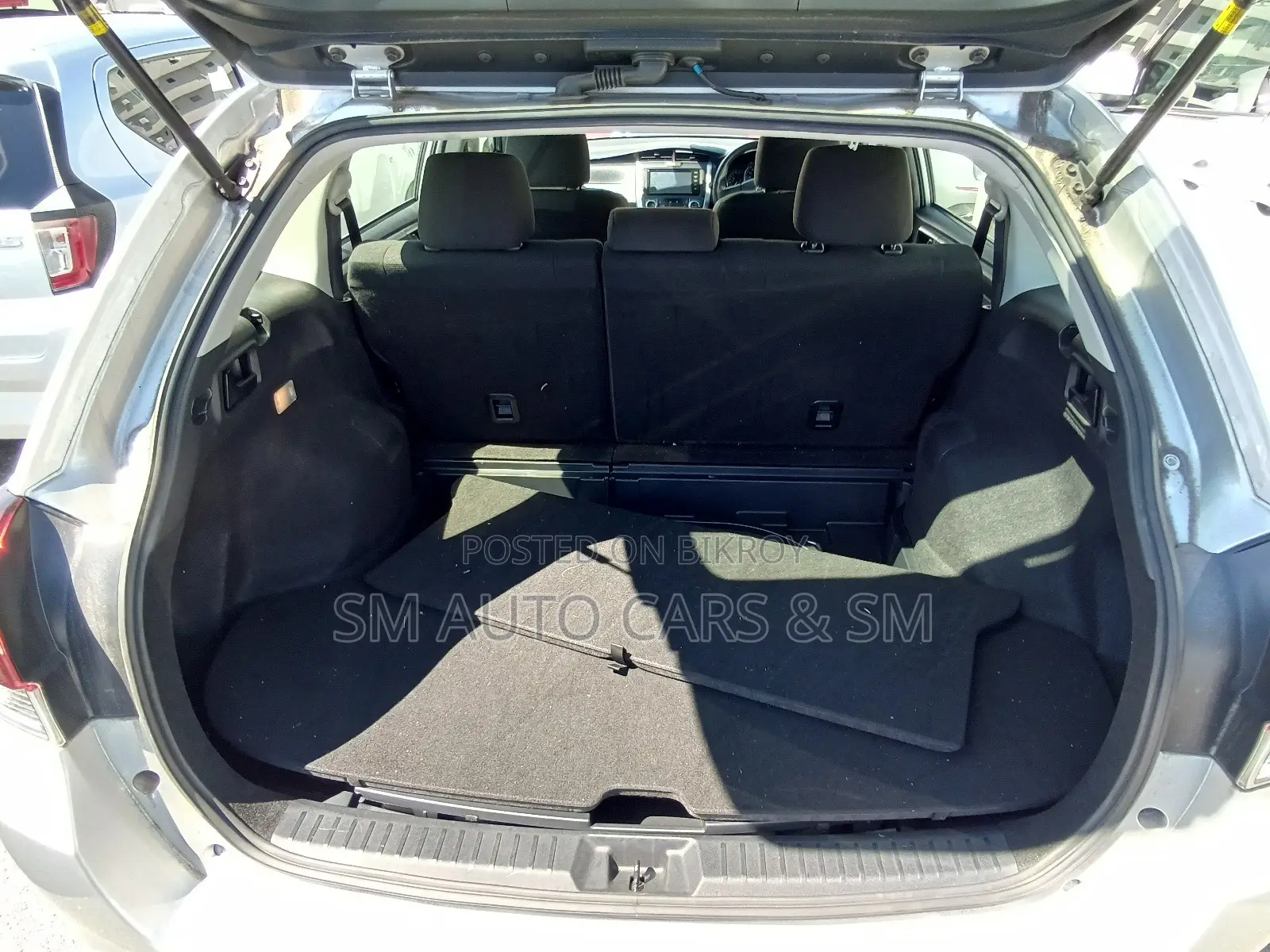 Toyota Corolla Fielder 2020 Silver