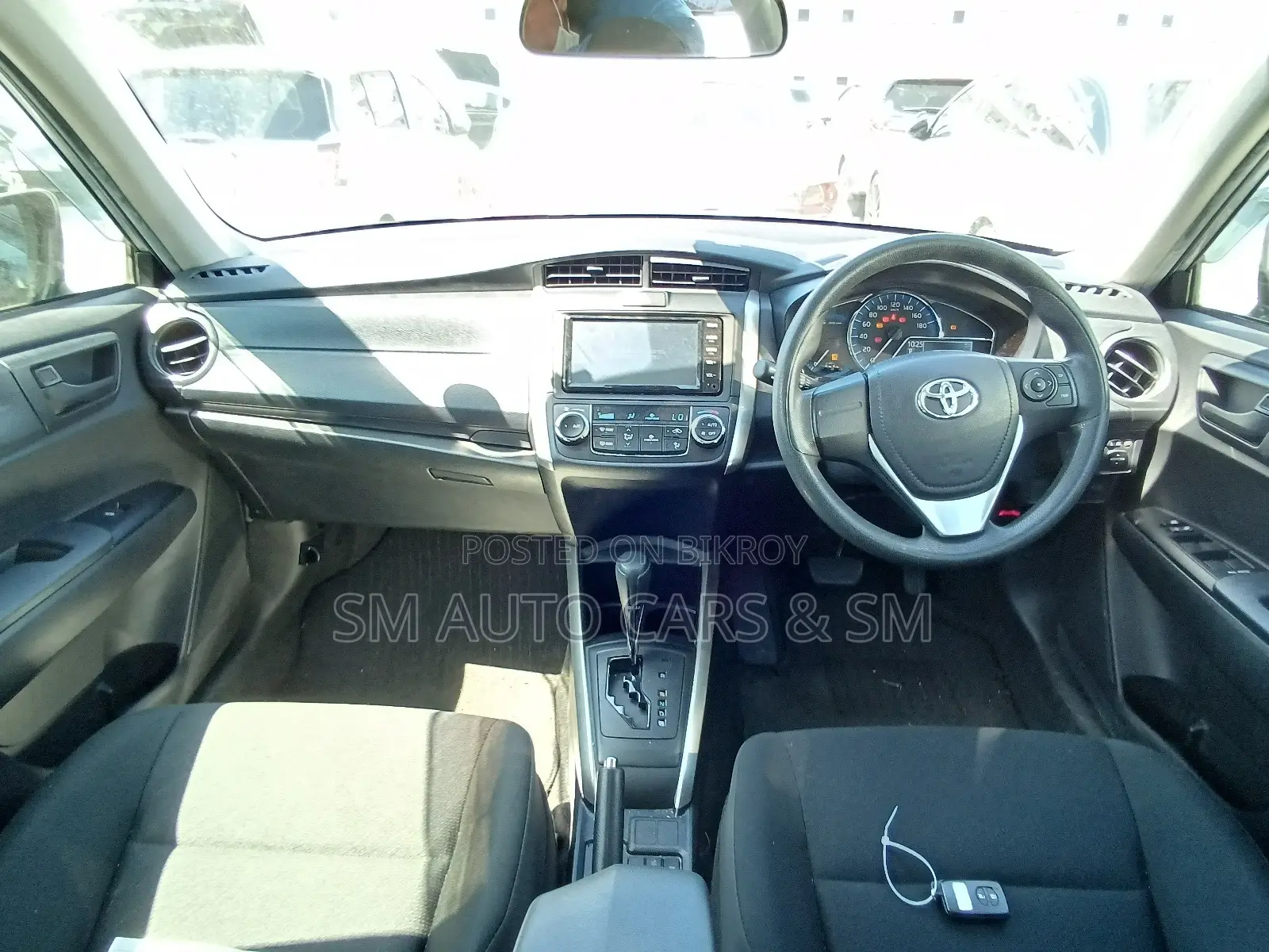 Toyota Corolla Fielder 2020 Silver
