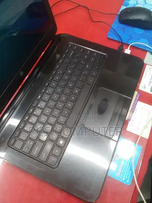 Laptop HP 4GB Intel Core 2 Quad SSD 128GB