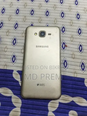 Samsung Galaxy J7 16 GB Gold