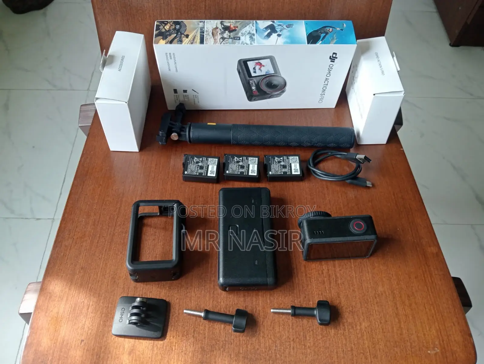 DJI Osmo Action 5 Pro Adventure Combo Action Camera