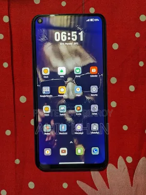রিয়েলমি ৯ ১২৮ জিবি নীল