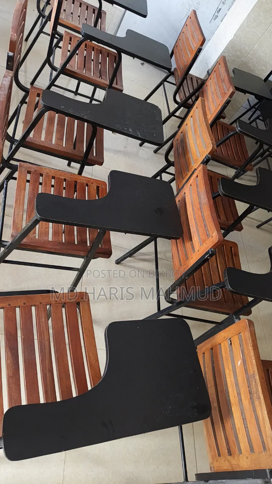 রাইটিং চেয়ার বিক্রি করা হবে
