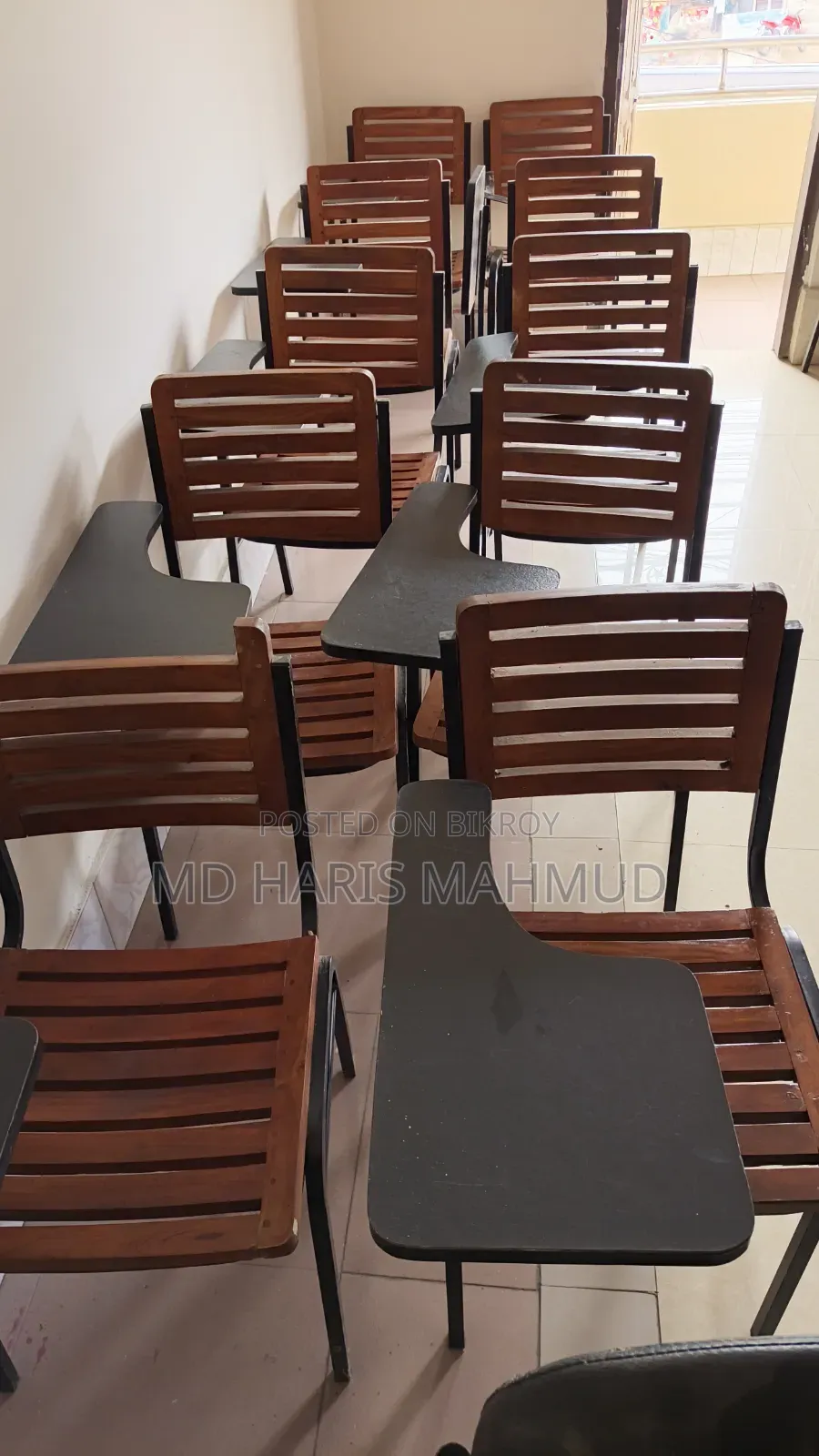 রাইটিং চেয়ার বিক্রি করা হবে