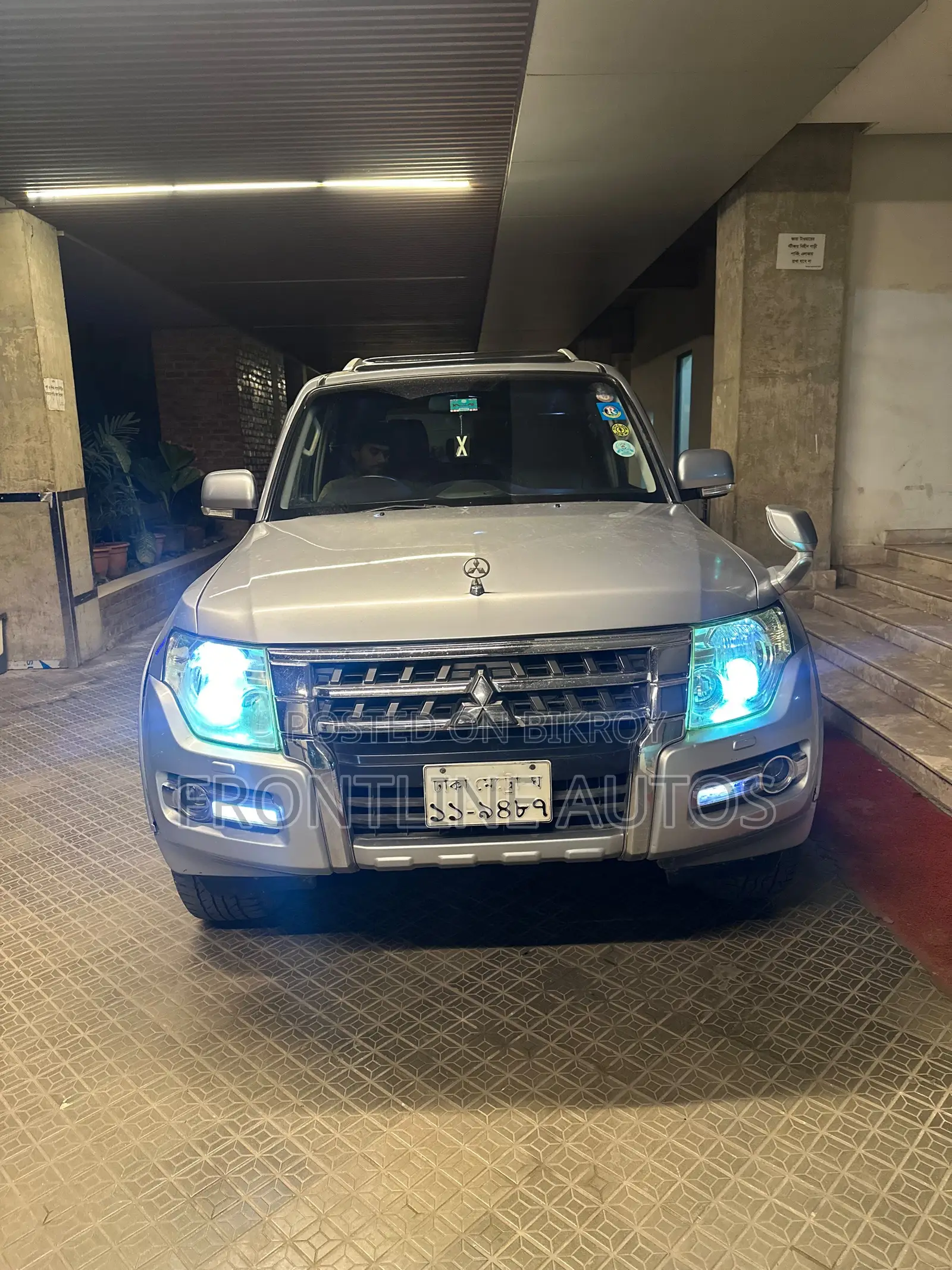Mitsubishi Pajero 2006 Silver