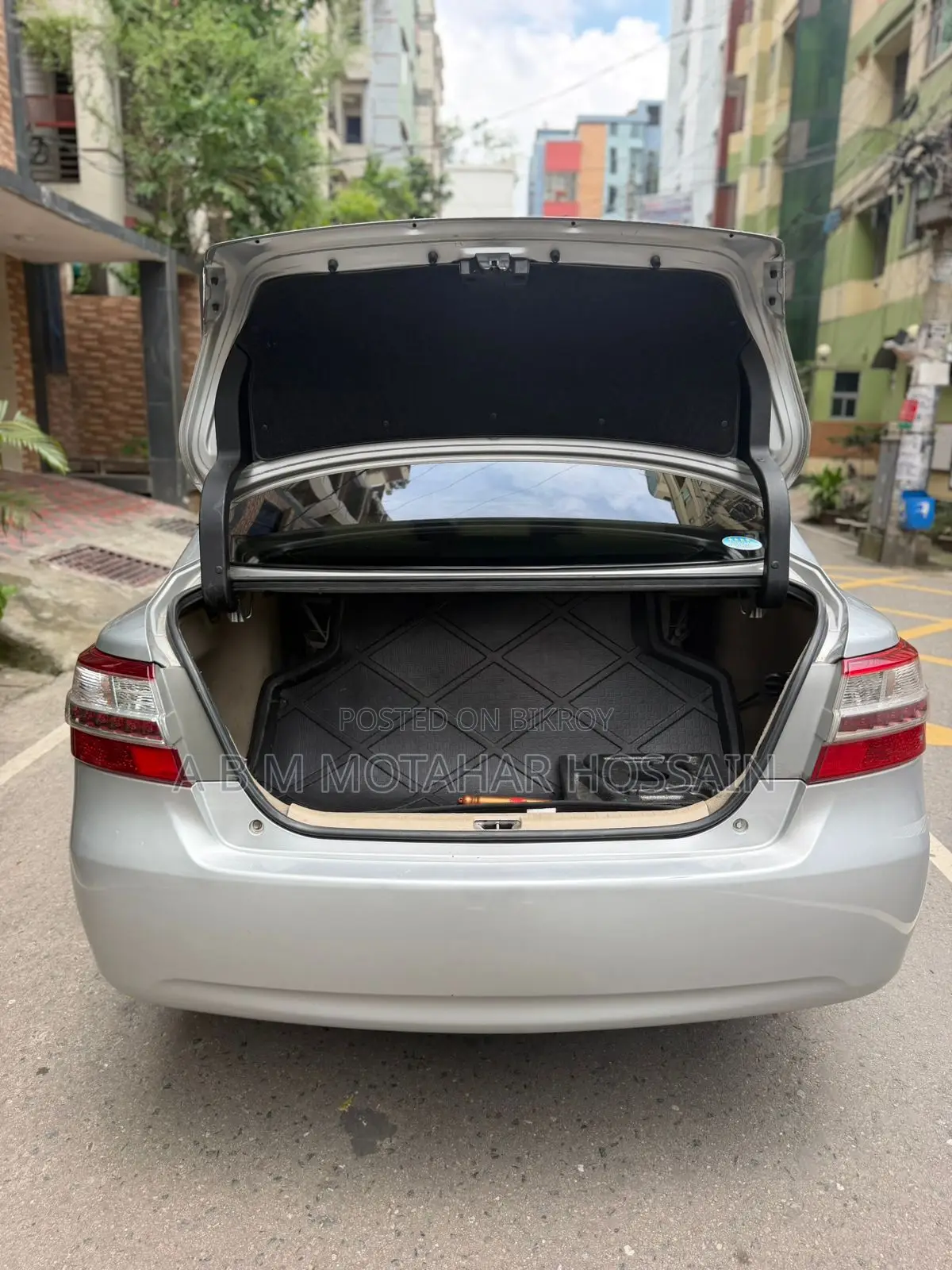 Toyota Premio 1.5 FWD 2013 Silver