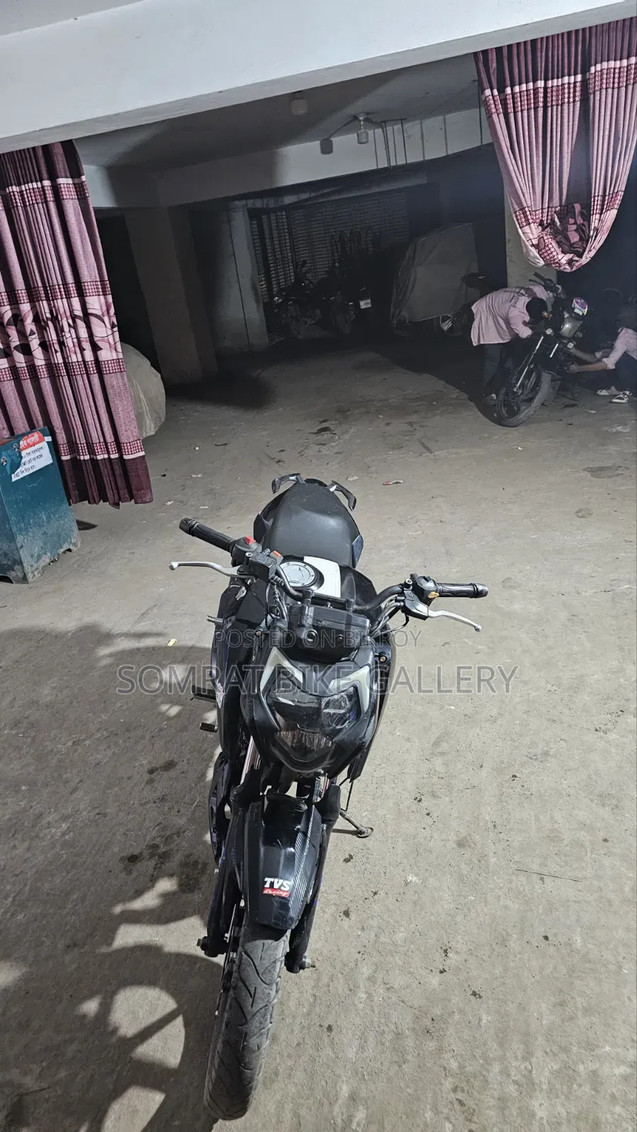 TVS Apache RTR 160 4V 2020 Black