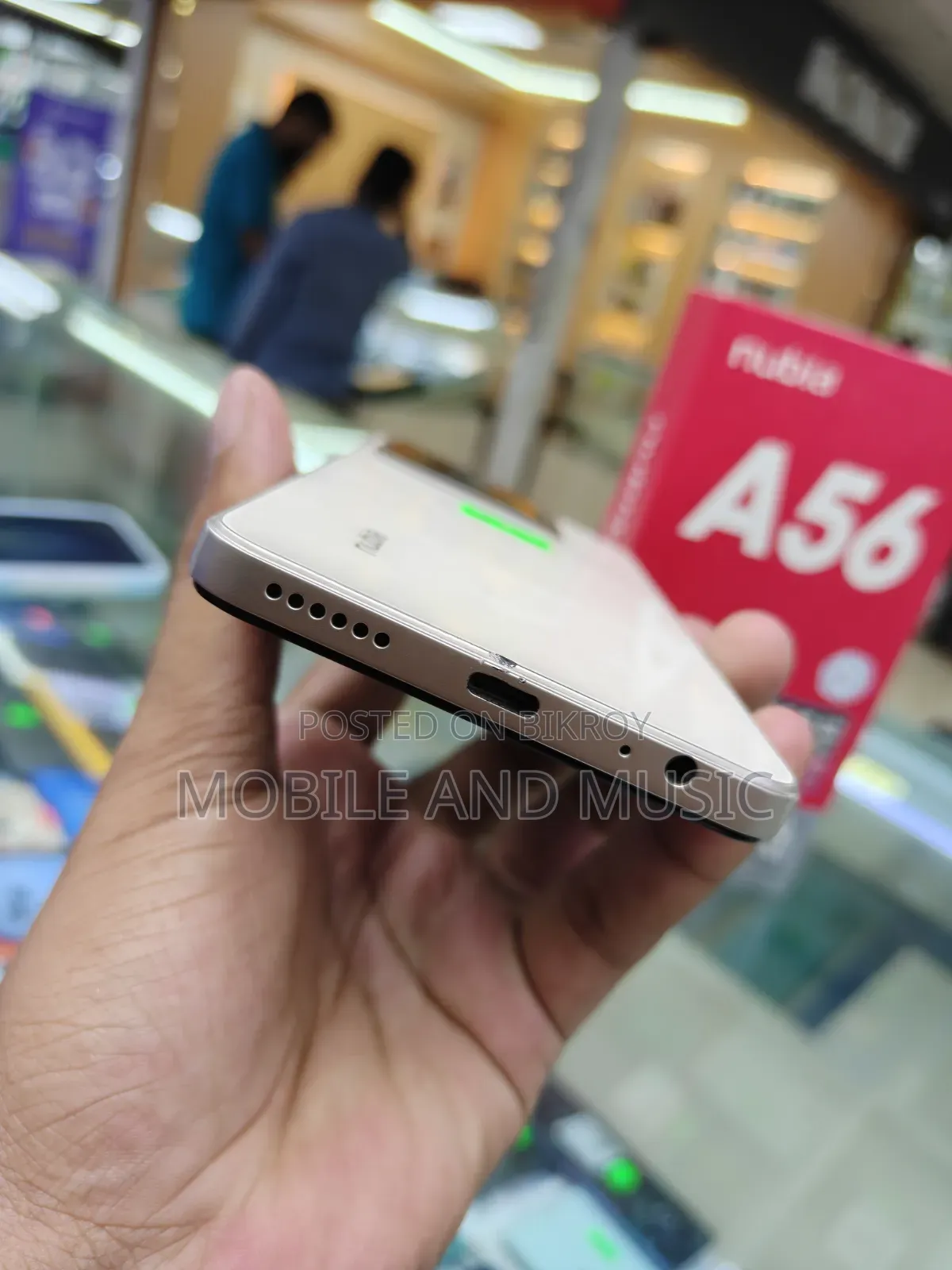 ZTE 128 GB Gold