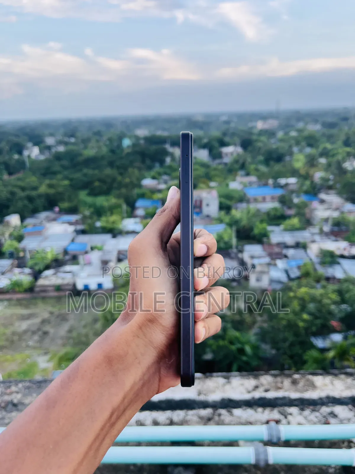 Vivo Y18 128 GB Red
