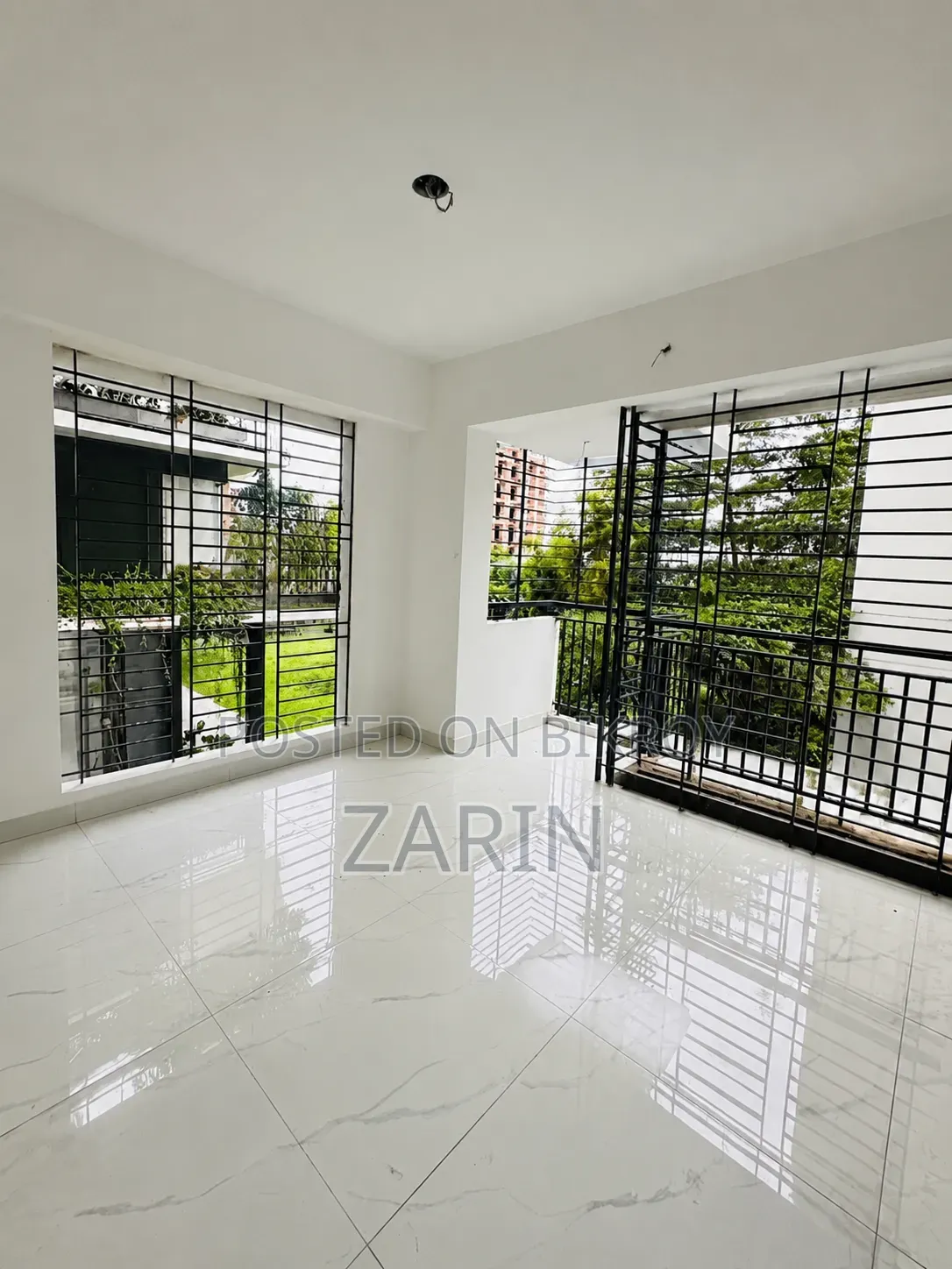 5bdrm Apartment in Bashundhara City for sale