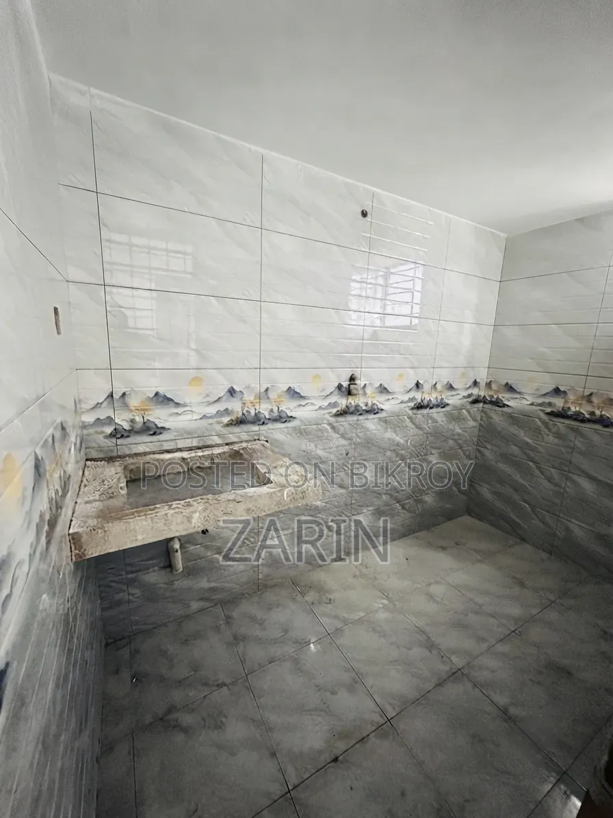 5bdrm Apartment in Bashundhara City for sale