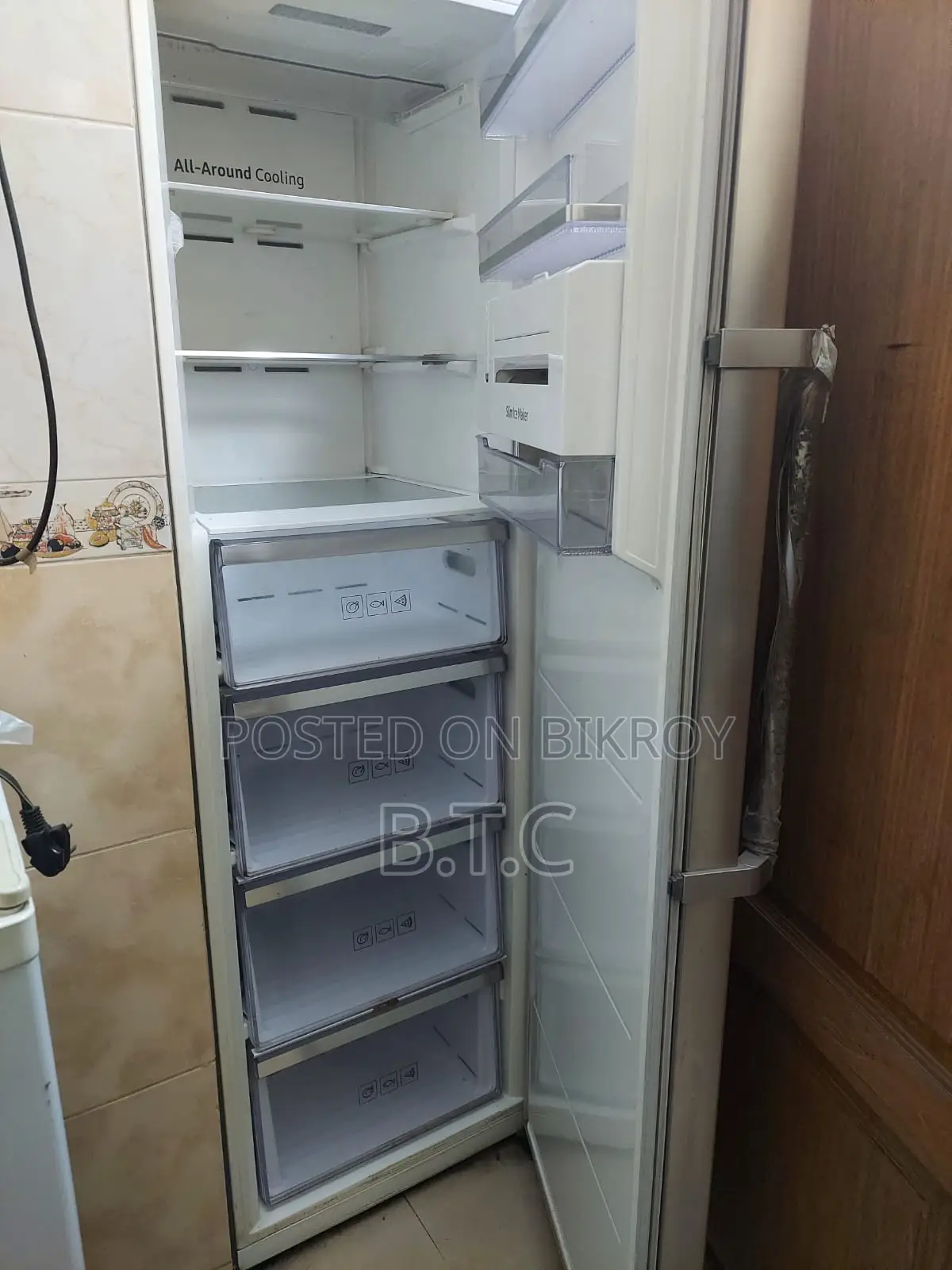 Samsung Fridge 315 Liter RZ32M71207F