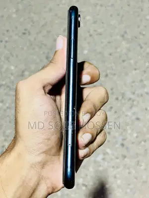 Apple iPhone XR 64 GB Black