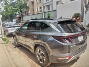Hyundai Tucson 2023 Gray