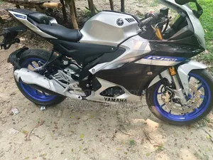 Yamaha R15M 2025 Gray