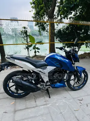 TVS Apache 160 4V 2020 Blue