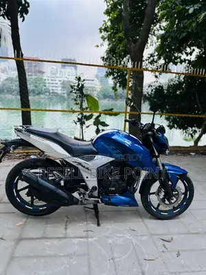 TVS Apache 160 4V 2020 Blue