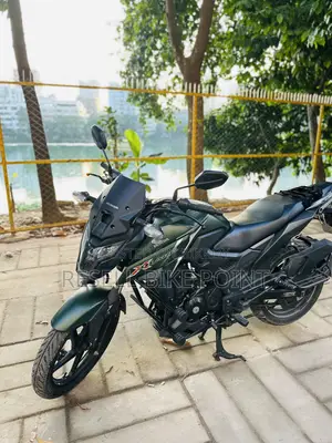 Honda X-Blade 160 2022 Green