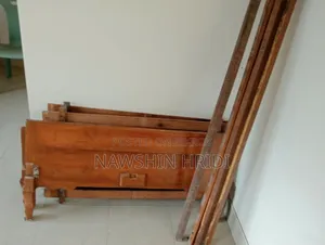 সেগুন কাঠের সেমি ডাবল খাট জাজিম তোশকসহ