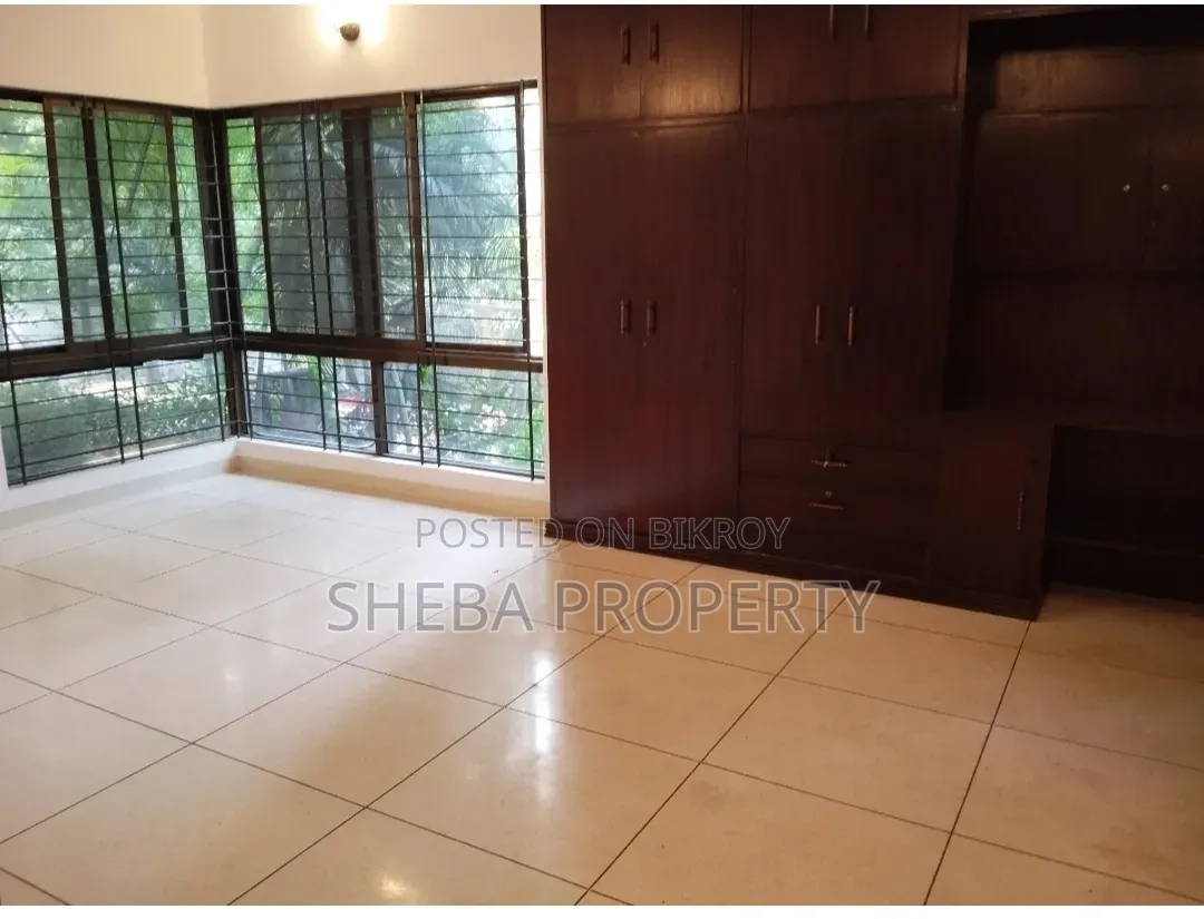 4bdrm Apartment in Ridges, Gulshan for sale