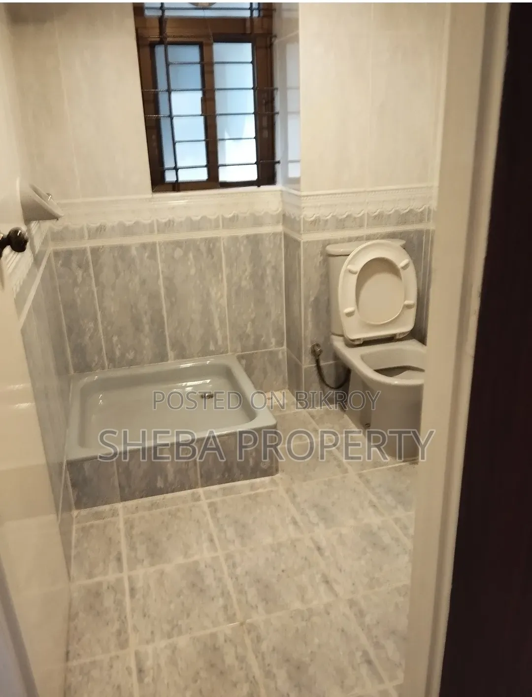 4bdrm Apartment in Ridges, Gulshan for sale