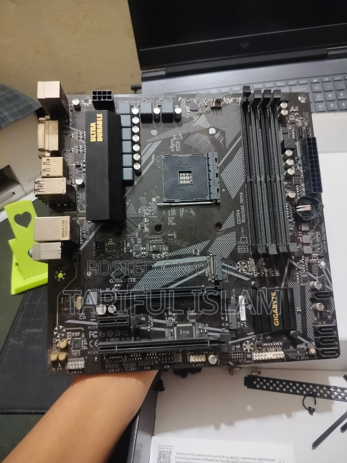 Gigabyte B550M DS3H Motherboard