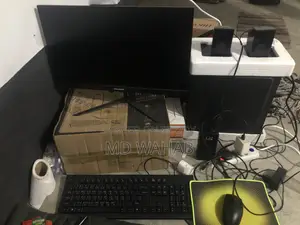 Desktop Computer 8GB Intel Core i5 SSD 256GB