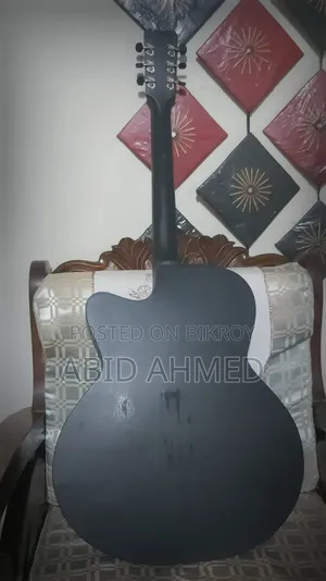 || Normal Guitar for Practice With Bag & Pick || Price 4.5k(not Fixed)