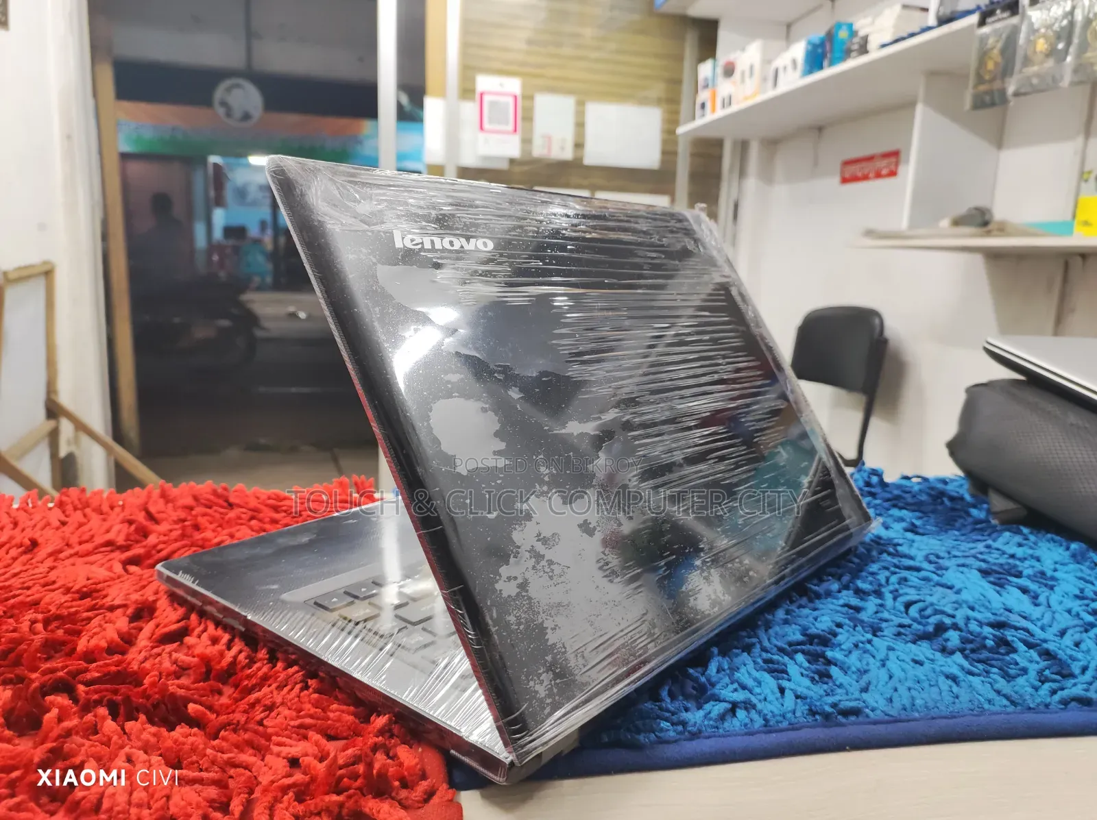 Laptop Lenovo IdeaPad 300 8GB Intel Core i5 SSD 128GB
