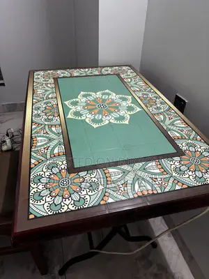পড়ার টেবিল একটি নতুন