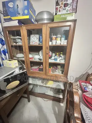 সেগুন কাঠৈর সোকেস