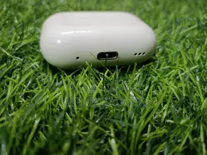 AirPods Pro 2nd Generation (Master Copy 1:1)