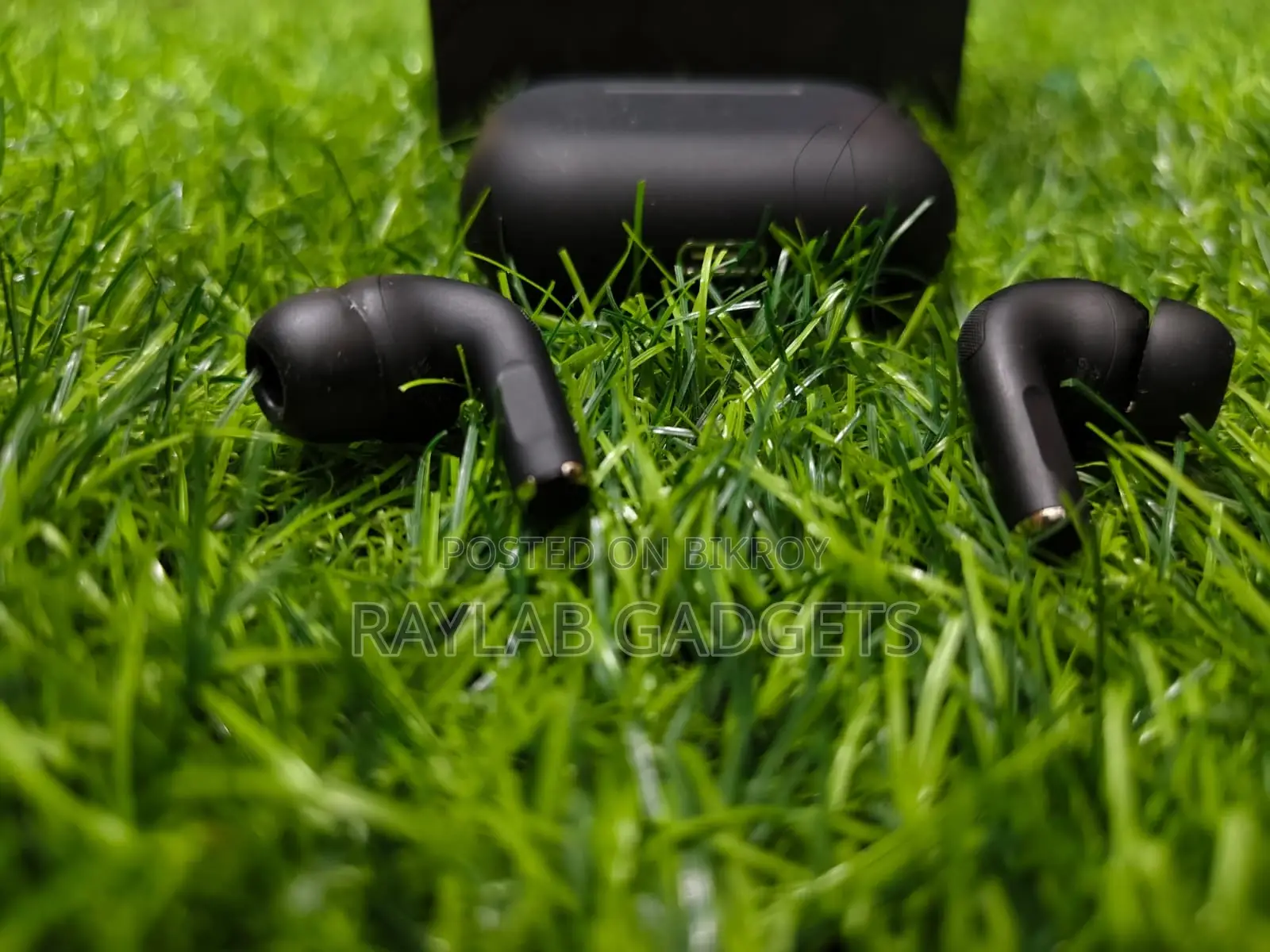 AirPods Pro 2nd Generation (Master Copy 1:1)