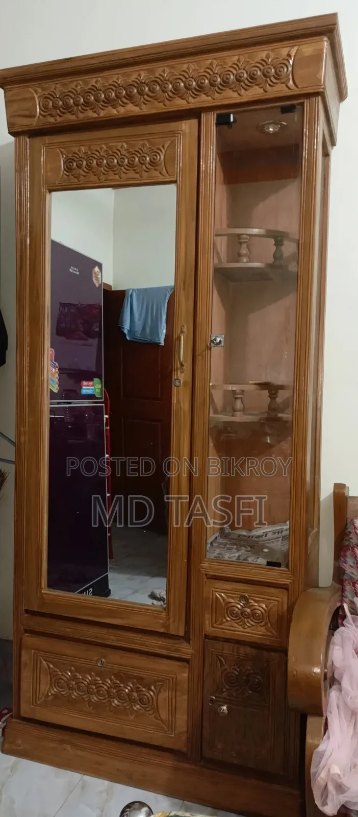 সেগুন কাঠের চমৎকার ড্রেসিং টেবিল কাম আলমারি