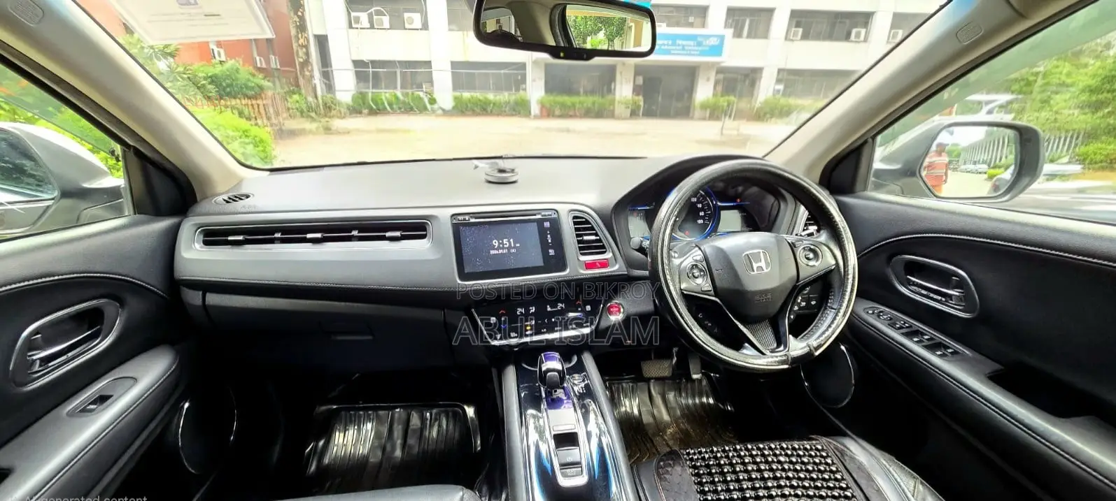 Honda Vezel 1.5 Hybrid 2WD 2014 Pearl