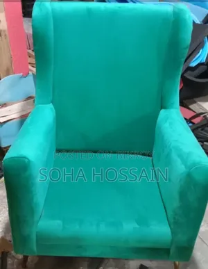 একটি সিংগেল সোফা বিক্রি হবে
