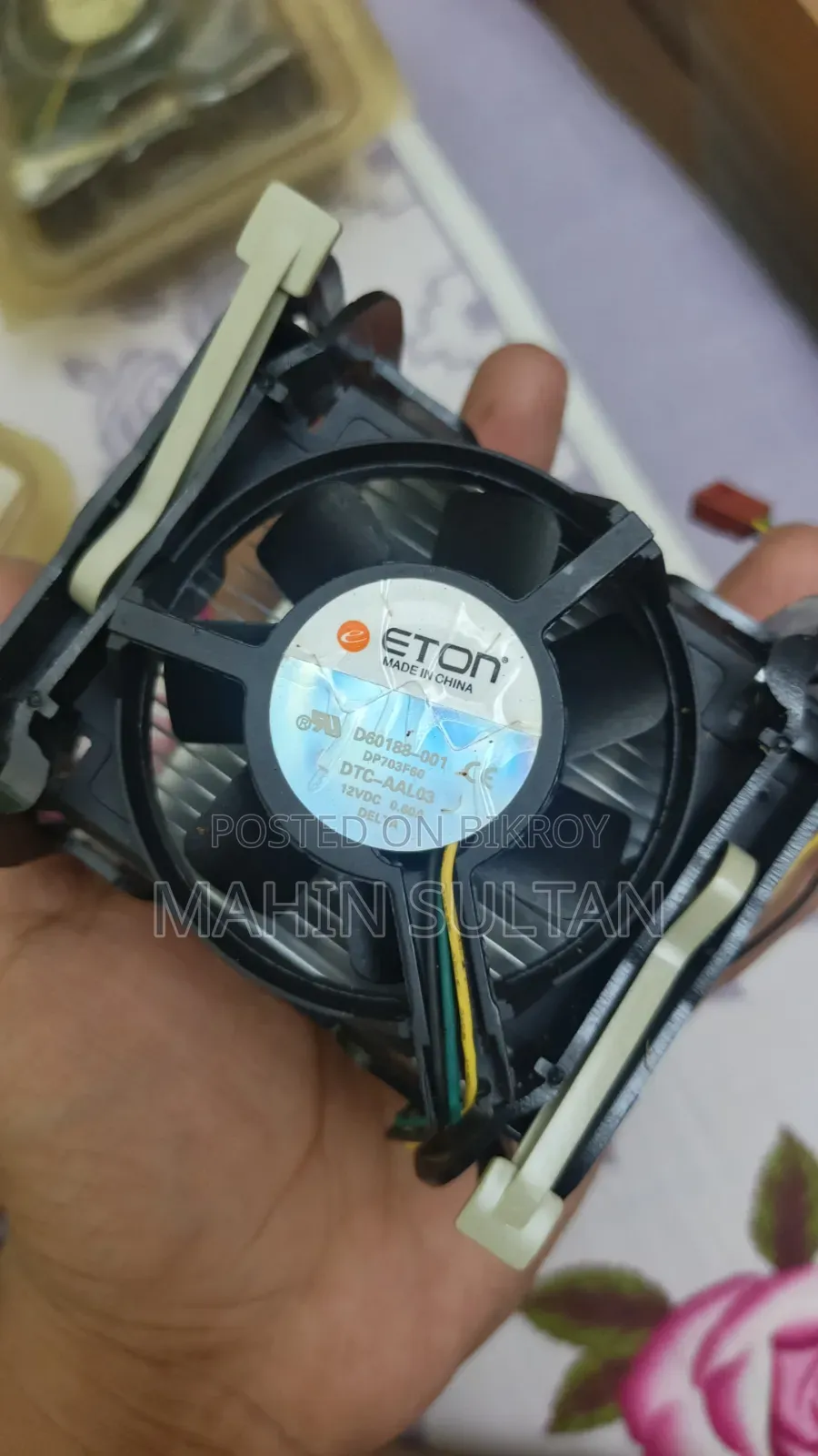 Intel OEM Stock CPU Heatsink & Cooling Fan Manufactured by Delta