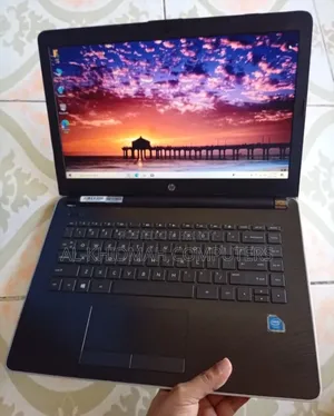 Laptop HP 4GB Intel HDD 1T