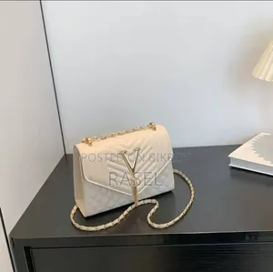 V Letter Tassel Purse Bag