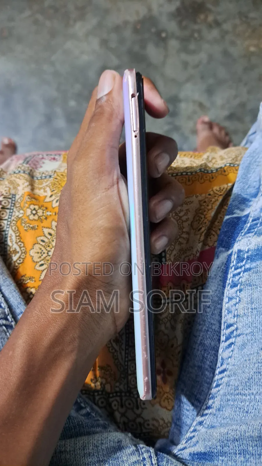 Vivo Y19 128 GB Gold