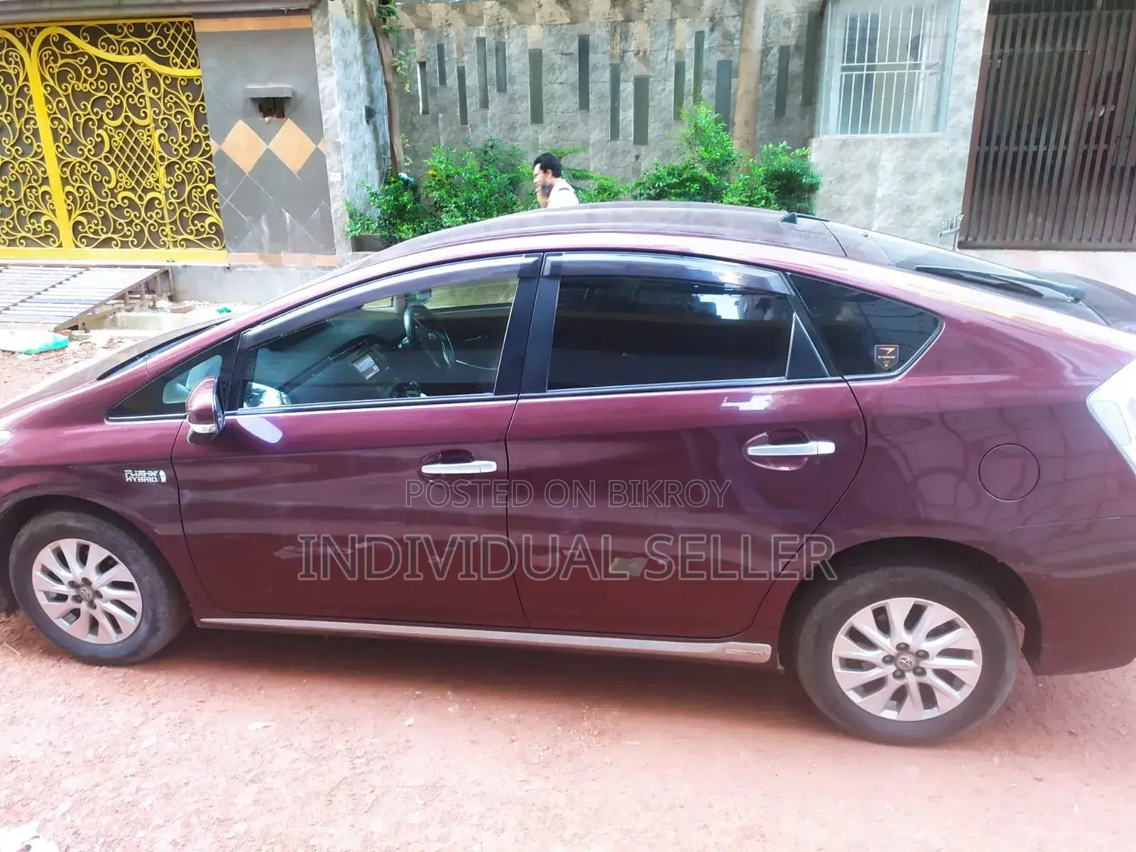 Toyota Prius 2015 Maroon