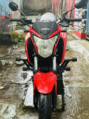 Honda Hornet 2020 Red