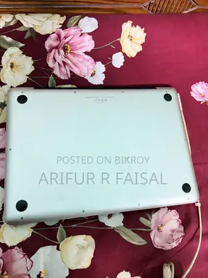 Laptop Apple MacBook Pro 4GB Intel Core i5 HDD 500GB