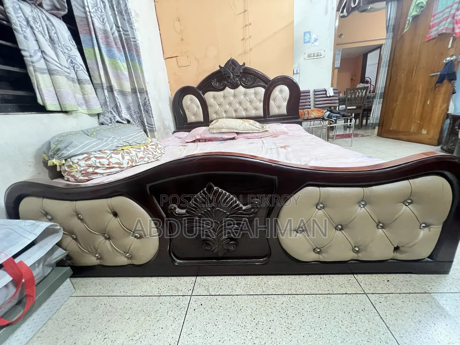 একটি চমৎকার খাট