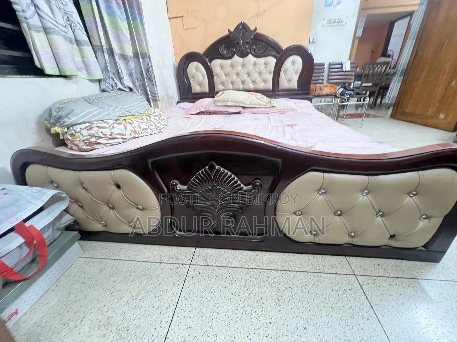 একটি চমৎকার খাট