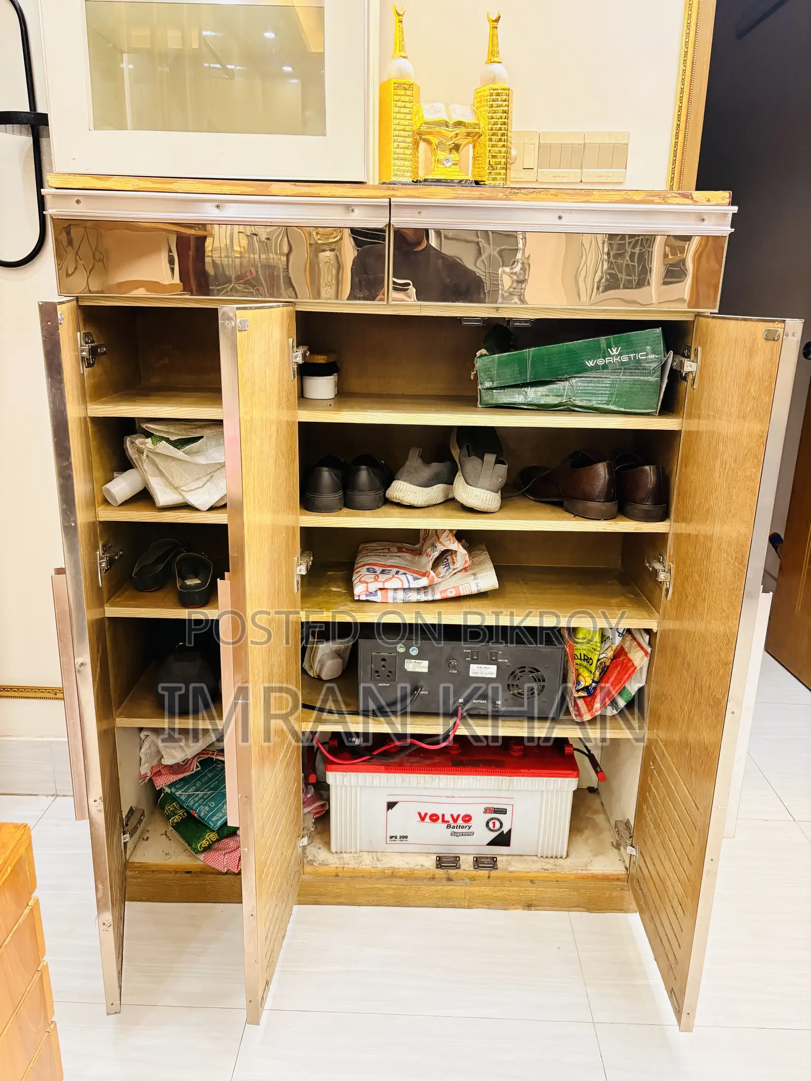 Shoe Box .